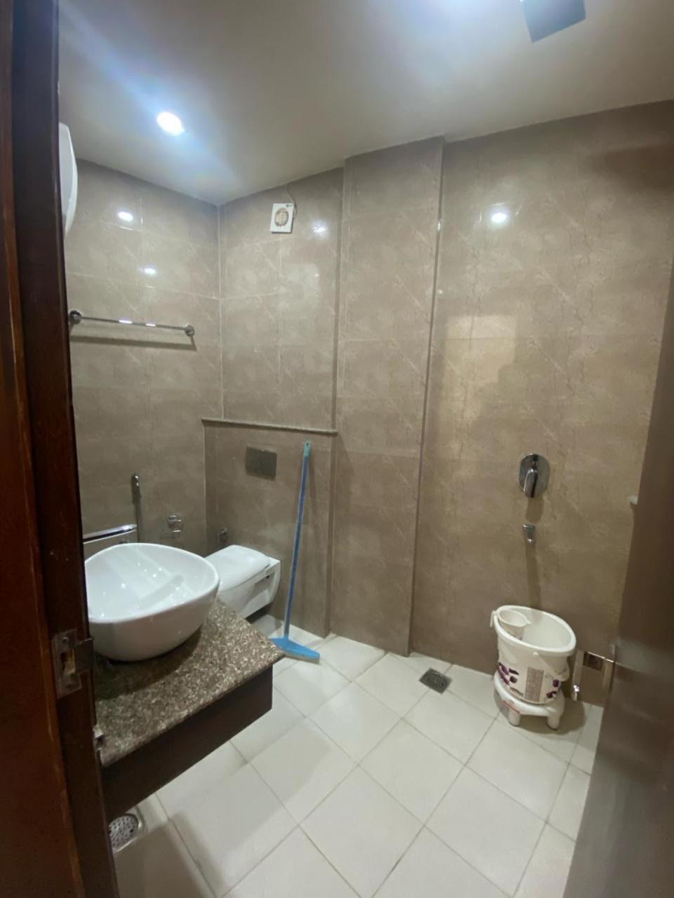 Hotel Katra Royal Stay מראה חיצוני תמונה